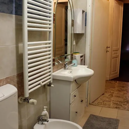 Daire Fieramosca 2 Da Letto 2 Bagni Cucina E Salottino