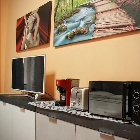 Fieramosca 2 Da Letto 2 Bagni Cucina E Salottino