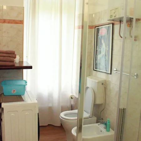 Fieramosca 2 Da Letto 2 Bagni Cucina E Salottino