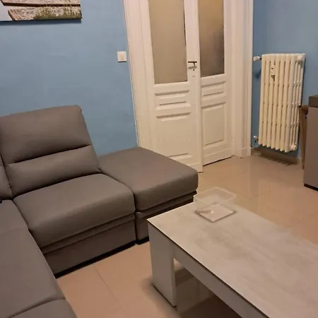 Fieramosca 2 Da Letto 2 Bagni Cucina E Salottino * Turim